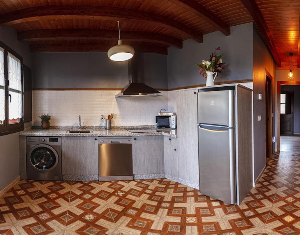 Apartamentos Miradorderodiles Miramar Вальявисьоса Экстерьер фото